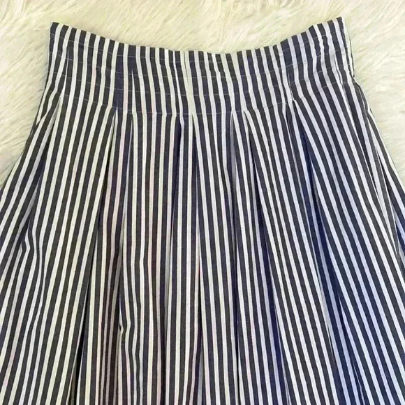 NECESSARY OBJECTS By Ady Gluck-Frankie Stripe Pleated  Skirt - Picture 3 of 6
